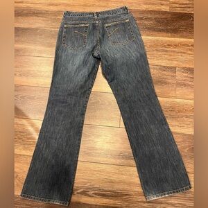 Chicos Classic Blue Flare Jeans with rhinestone pocket accents SZ 1, 32x30.5